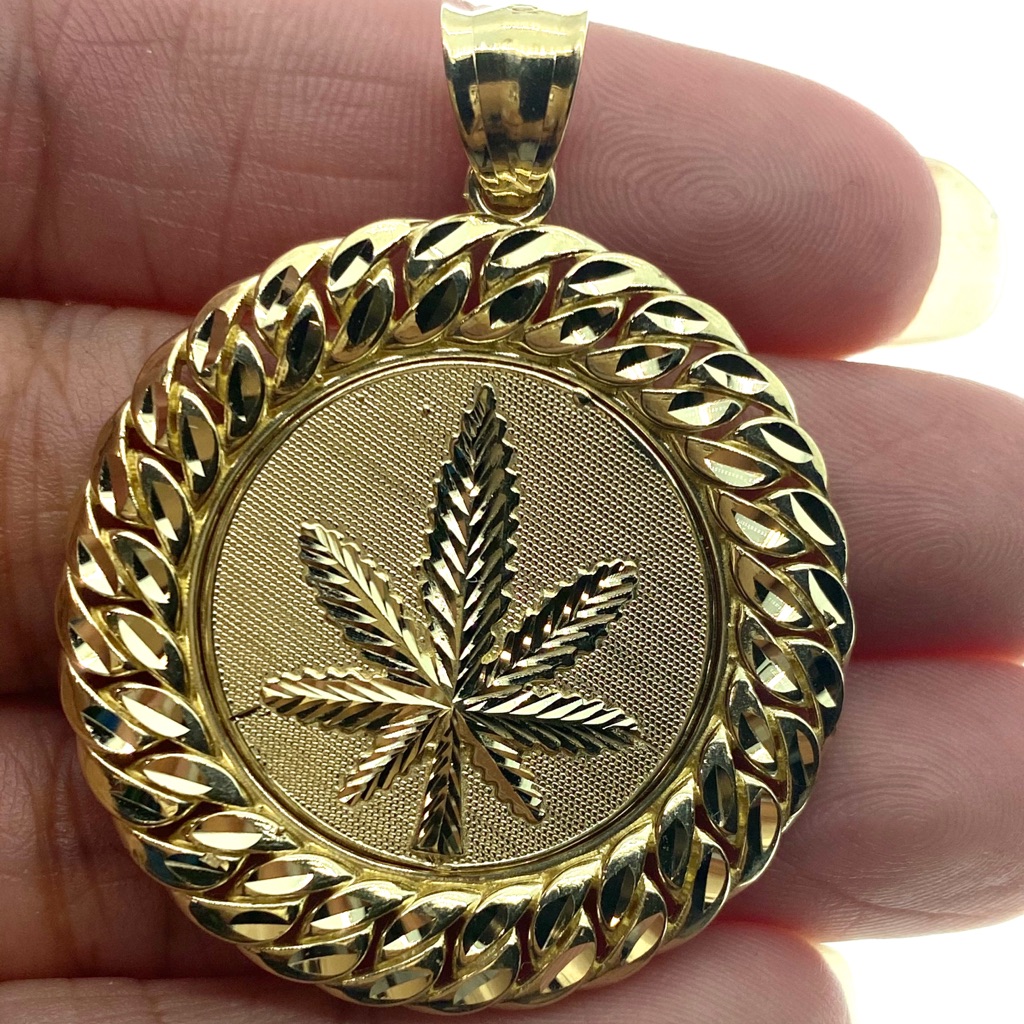 10k Gold Leaf Round Charm Pendant